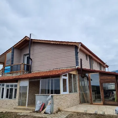 Rainfort Turizm Sanayi Ve Ticaret Ltd Sti Apartment